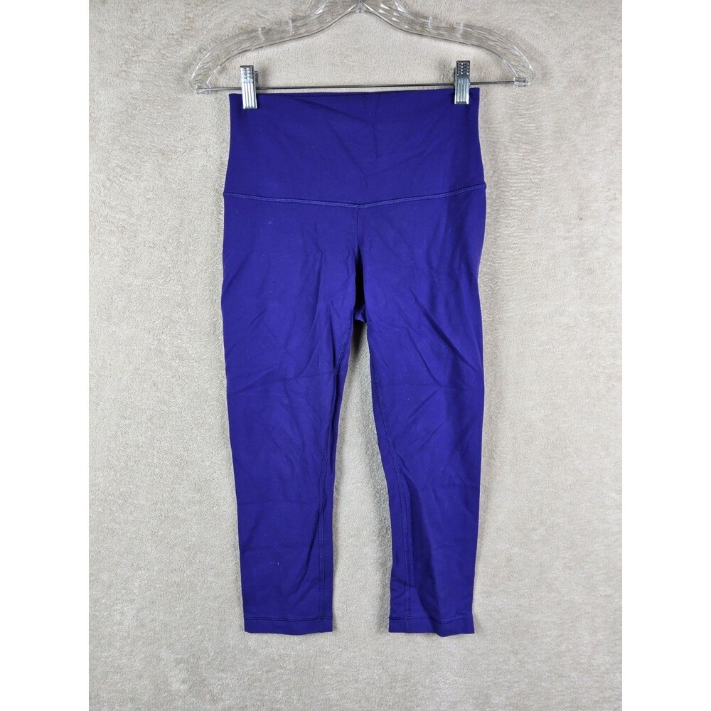 Lululemon Women’s Cropped Athletic Leggings Purple Size 4